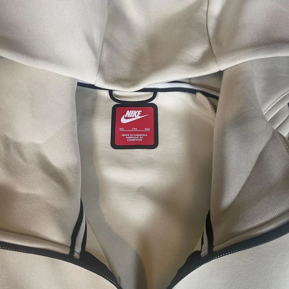 Nike Tech Fleece Hoodie Jacket Mens 2XL Beige Full Zip Windrunner Swoosh Logo